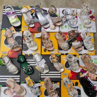 Sandal trẻ em kiểu dáng xinh xắn V015