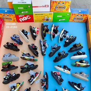 Sandal trẻ em quai ngang dán V003