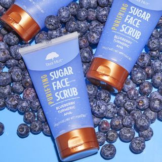 Kem Tẩy Tế Bào Chết Da Mặt Tree Hut - Tree Hut Sugar Face Scrub 210gram
