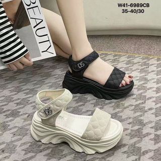 Sandal nữ quai ngang sành điệu W41