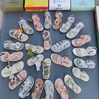 Sandal bé gái chất da mềm xinh xắn V122