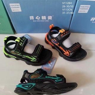 Sandal trẻ em kiểu dáng học sinh màu đen V11