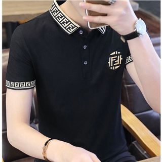 ÁO CỔ TRỤ IN TAY VÀ CỔ TRỤ MÀU ĐEN