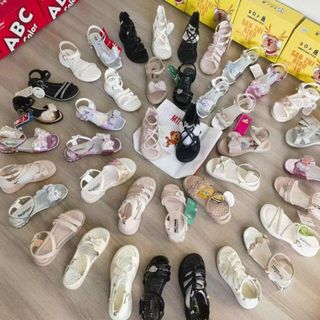 Sandal trẻ em kiểu dáng sành điệu V161
