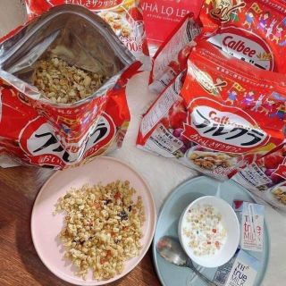NGŨ CỐC CALBEE NHẬT BẢN 750G