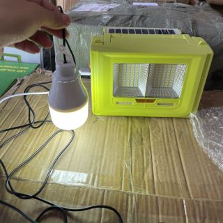Đèn tích điện có cổng usb