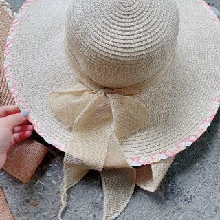 Mũ cói nữ
