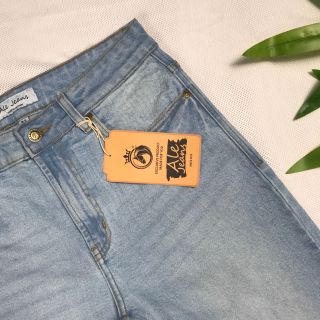 Quần Jeans nam ALE JEANS, ống suông, co giãn nhẹ, xanh đậm, chất liệu thun cotton MWID005m