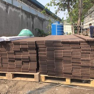 Thanh sàn gỗ nhựa Composite loại 6 lỗ tròn