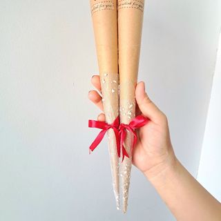 1 Bó hoa hồng sáp ốc quế