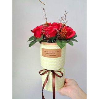 [HCM] Bó hoa 7 bông hồng sáp, quà tặng nhân dịp valentine