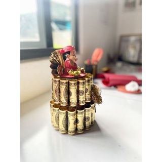 [HCM] Tháp đô la thần tài 2 tầng, vía thần tài.