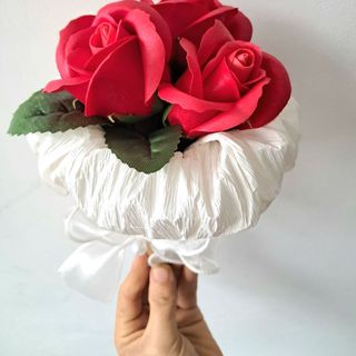 Bó hoa hồng sáp ốc quế, sét 3 bông hoa hồng sáp thơm, valetine, 8/3