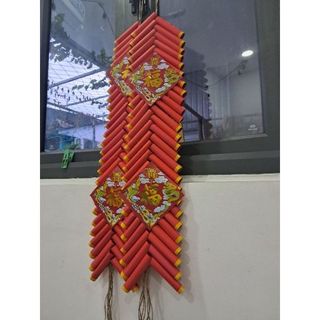 Dây pháo mô hình, dây pháo giả trang trí tết.