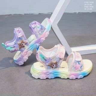 Sandal trẻ em họa tiết bé gái xinh xắn F102