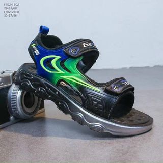 Sandal trẻ em quai ngang dán cá tínhF102