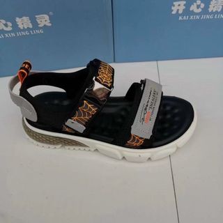 Sandal trẻ em màu đen họa tiết nhện đẹp