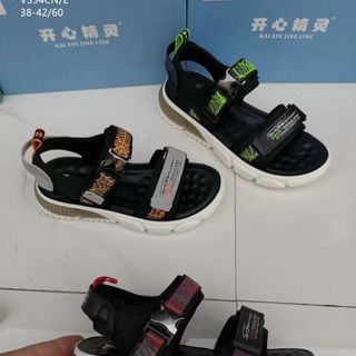 Sandal trẻ em màu đen họa tiết nhện đẹp