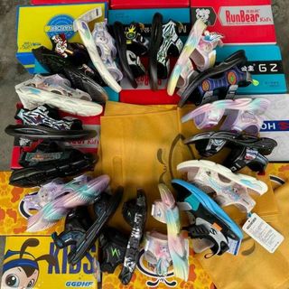 Sandal trẻ em quai ngang dán V327