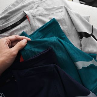 Áo thun thể thao nam, áo tập gym nam, chất poly lỗ kim 4c xịn. Vải hãng đẹp mịn mát, trơn láng, co giãn thoải mái size từ 55kg - 85kg