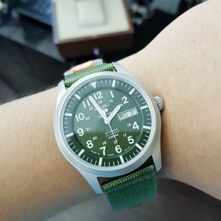 ĐỒNG HỒ SEIKO 5 SPORT