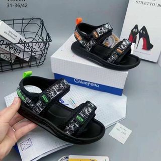 Sandal trẻ em quai ngang dán đẹp V391