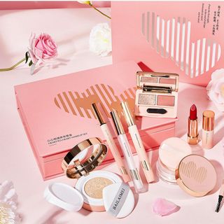 Bộ Mỹ Phẩm Qùa Tặng 9mon Pink Love siêu cưng , siêu sang ( Full Box kèm túi )