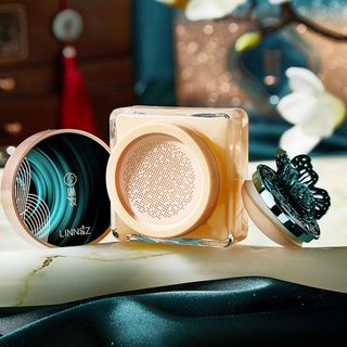 Bộ Mỹ phẩm Trang Điểm LINNSZ set 3mon ( Full Box và Túi Giay )