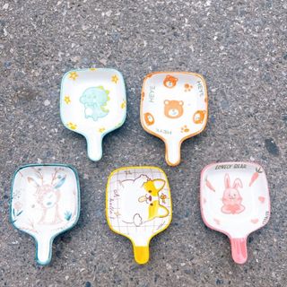 Bát sứ, đĩa cầm tay cho bé