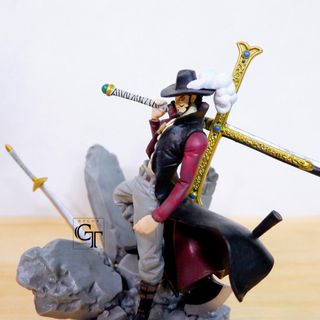 Mô Hình One piece | Mô Hình Nhân Vật Mắt Diều Hâu Mihawk | Size 15cm