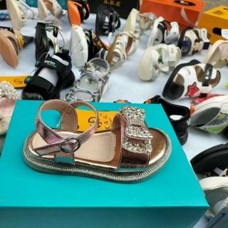Sandal trẻ em chất đẹp êm chân V394