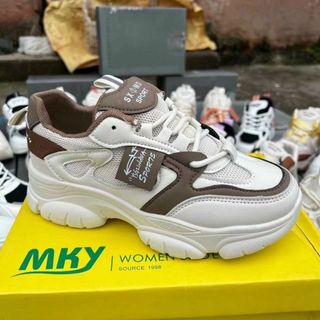 Giày thể thao nữ đế độn chất da mềm V382