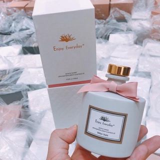 Tinh dầu nước hoa khuyếch tán thơm phòng cao cấp khử mùi nhà vệ sinh nến thơm enjoy everyday MINA