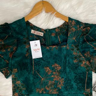 Đầm xòe họa tiết cổ vuông tay phồng - GR0241