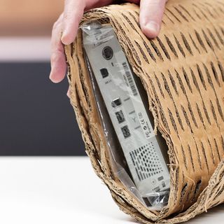 Máy cắt bìa carton HSM Profipack C400 (lót thùng)
