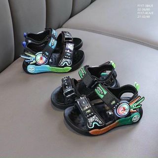 Sandal trẻ em màu đen cá tính F117