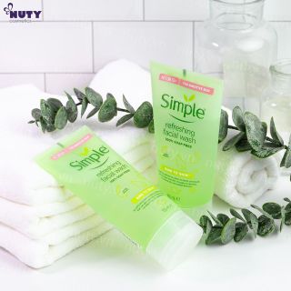 Sữa rửa mặt Simple mới