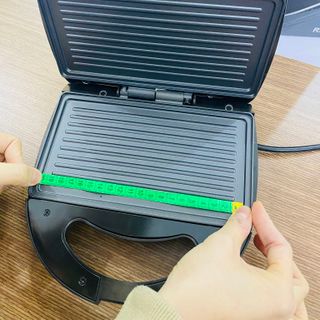Máy Kẹp Bánh Mỳ R523