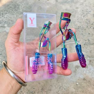 Bấm mi hoa cúc