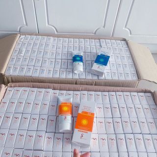 Kem chống nắng Slime Leader Hàn Quốc