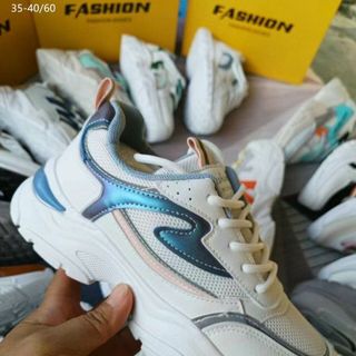 Giày thể thao nữ đế độn êm chân V451