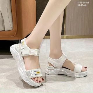 Sandal nữ quai ngang đế bánh mì êm chân F119