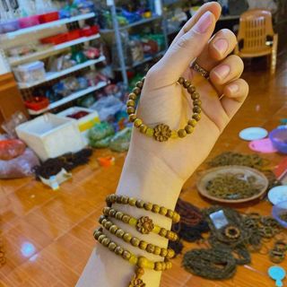 Vòng gỗ trắc mix liên hoa giá rẻ