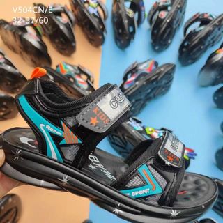 Sandal trẻ em màu đen chất da mềm kiểu dáng học sinh V504