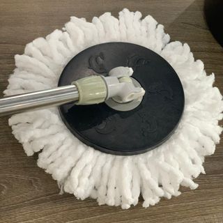 Cây lau nhà xoay 360 Rich