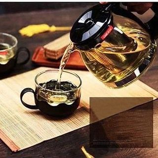 Bộ ấm bình trà thủy tinh tặng kèm 4 ly
