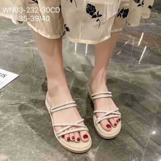 Sandal nữ đế bệt dây chéo đính đá Wn03
