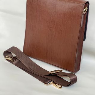 Túi đeo chéo da bò kiểu basic