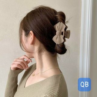 Kẹp nơ Hàn Quốc.