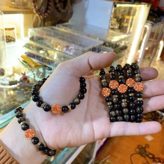 Vòng trầm hương mix chamr cỏ bốn lá giá rẻ